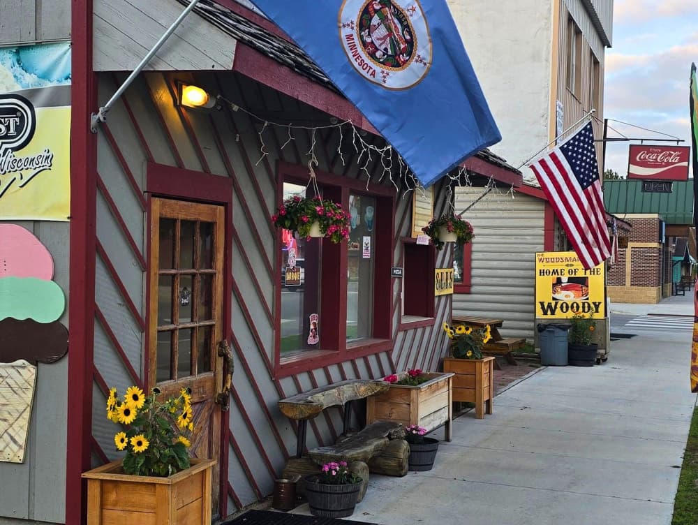 Choppers Meats, Eats & Treats