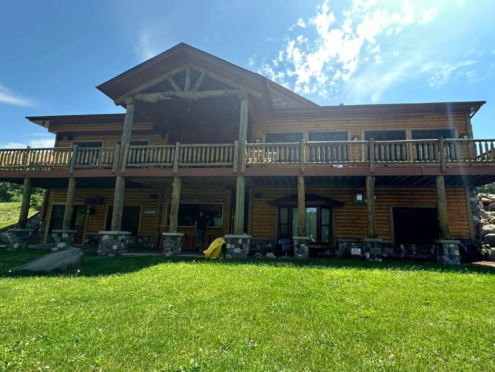 Deer Haven on Thunder