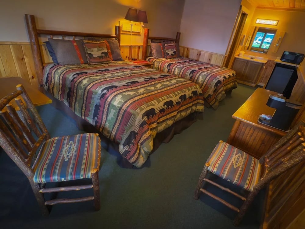 Remer Motel and Campground